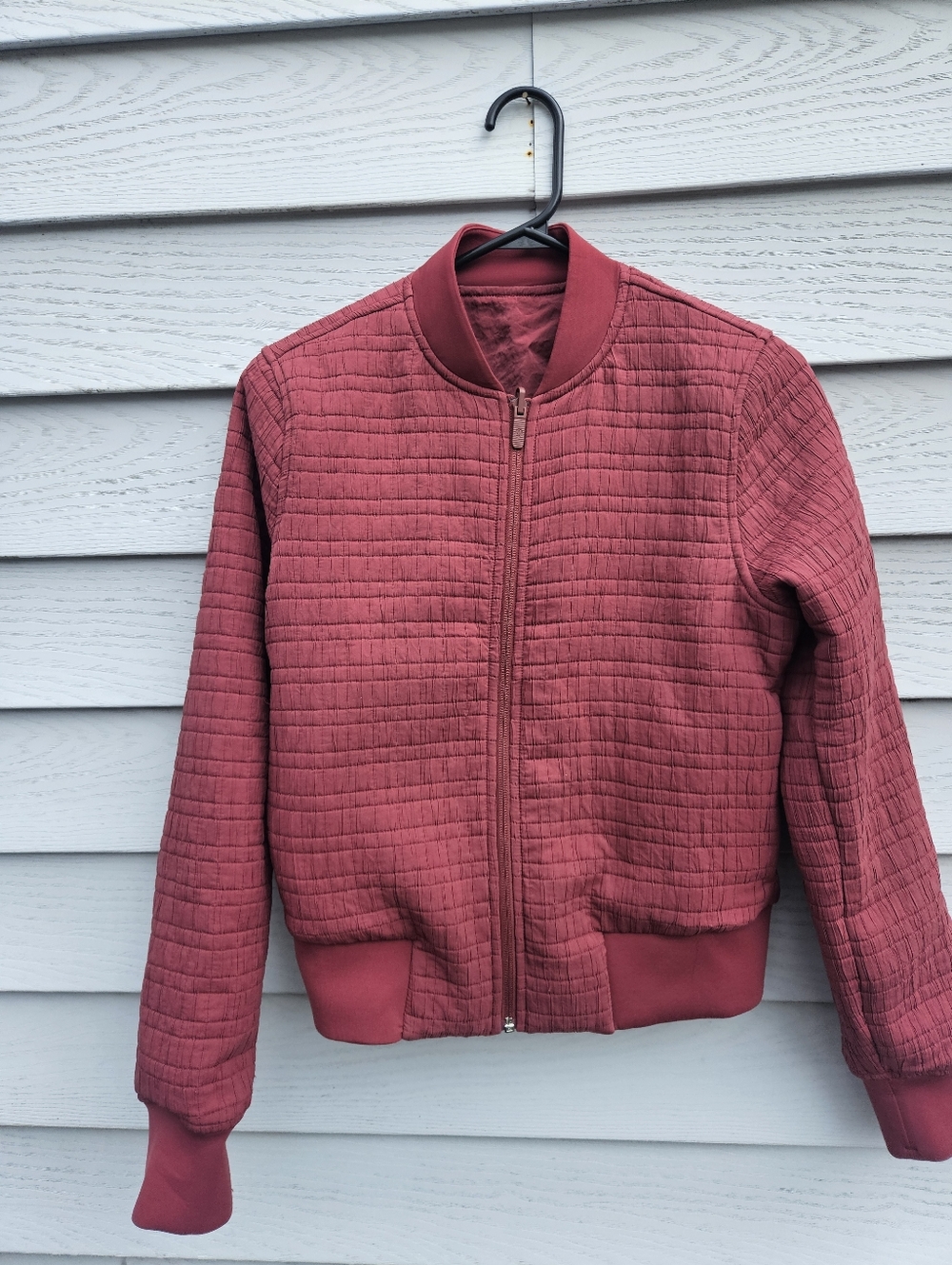 Lululemon Serene Travels Bomber Chianti Size 4 - Picture 2 of 9